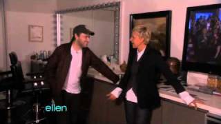 Hilarious Outtakes with Ellen!