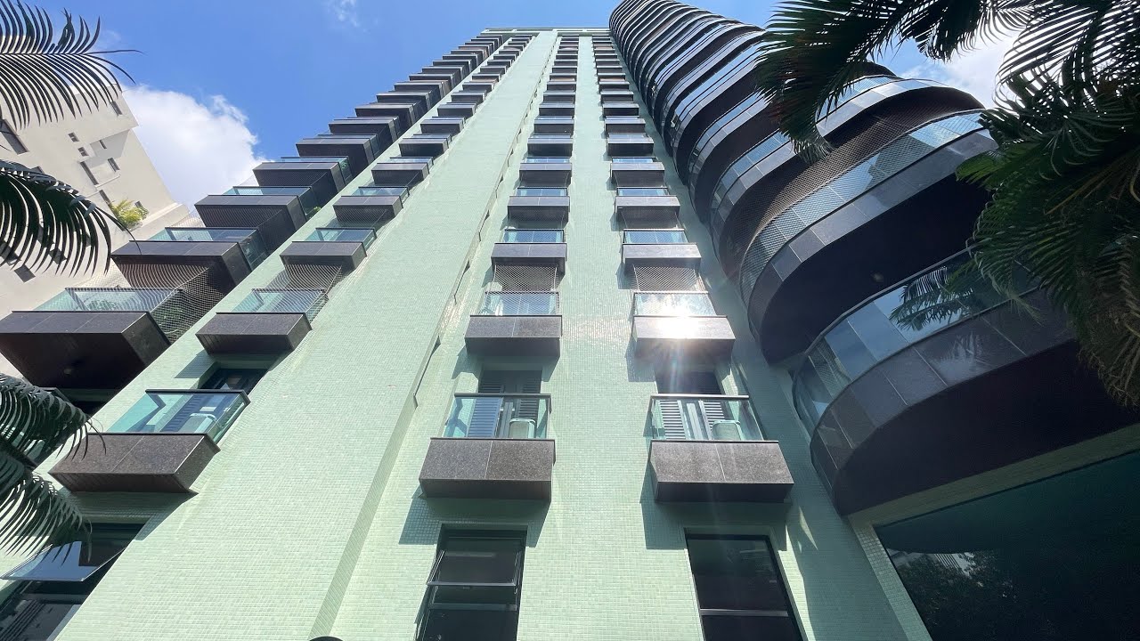 Ed. Chateau Du Gilly Moema - 255 m2 , 4 suítes , 4 vagas em Moema - Inf 011 99011-3000