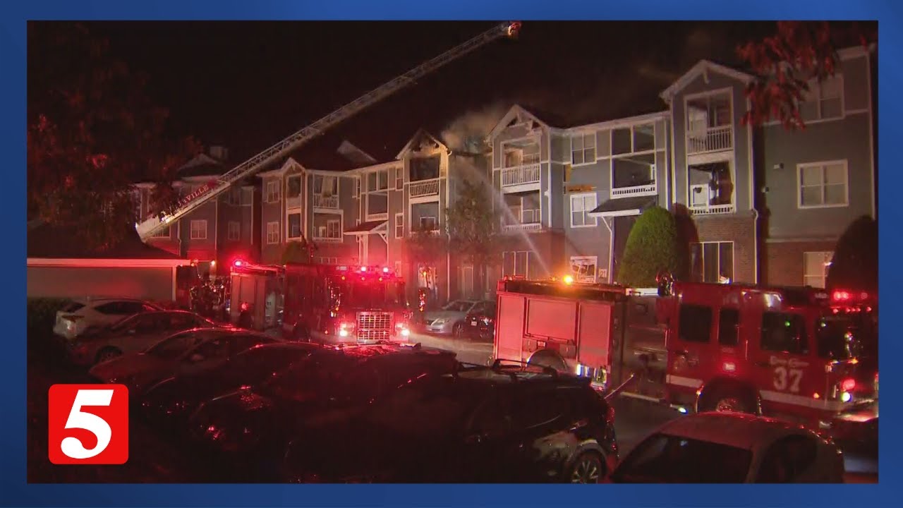 Several displaced due to overnight fire at a Bellevue apartment complex ...
