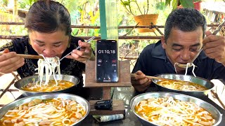 Trận Đấu Tốc Độ Căng Như Dây Đàn - 7 Phút Ăn 6 Ký Bánh Canh Lòng Lộn | ATĐQ