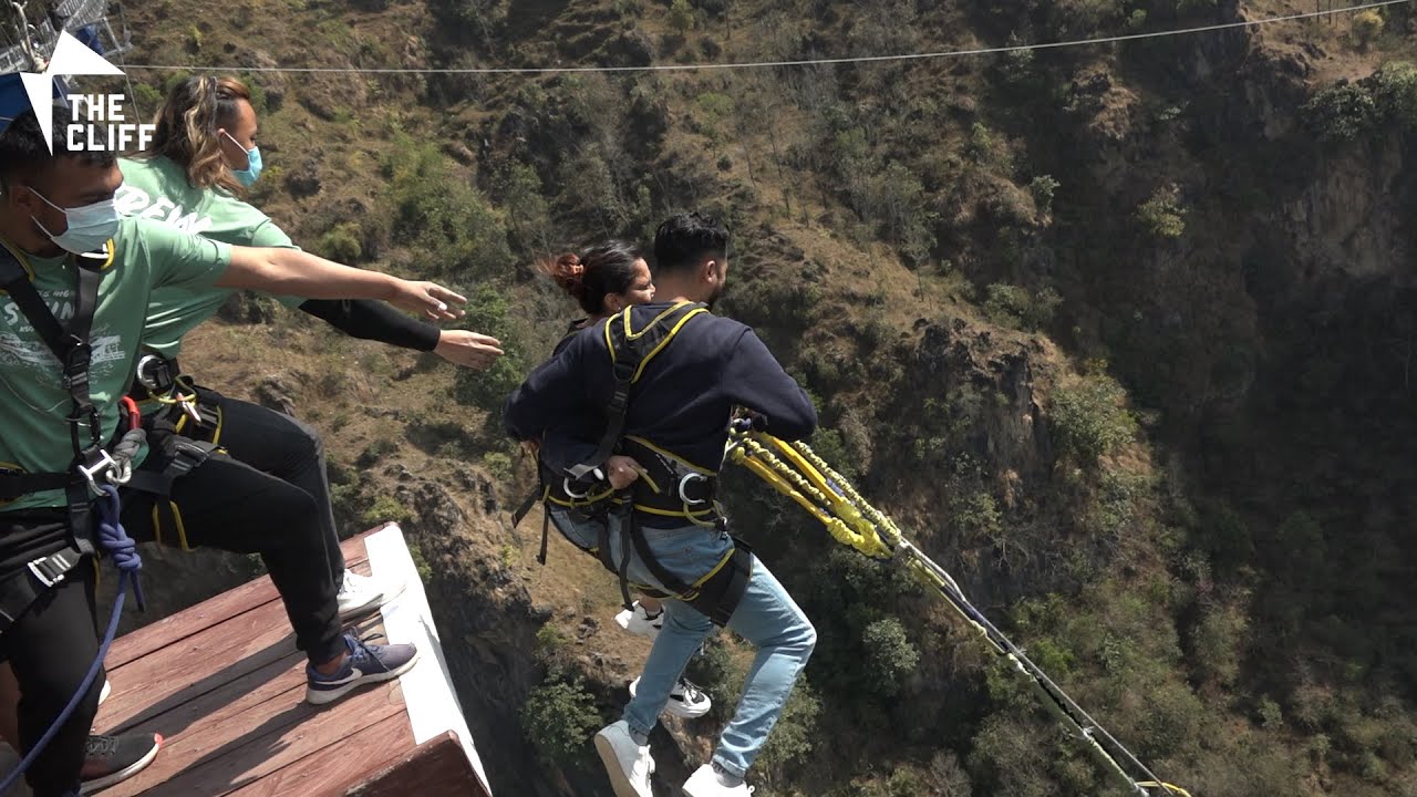 World's Highest Tandem Bungee Swing ||The Cliff Nepal || Kushma Bungee Balewa || By dineshniruta