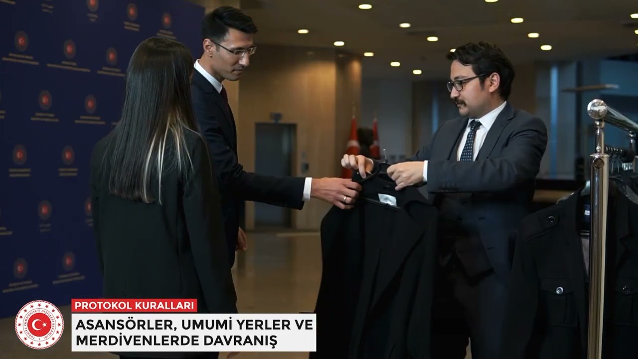 PROTOKOL KURALLARI 6.BÖLÜM ASANSÖRLER UMUMİ YERLER VE MERDİVENLERDE DAVRANIŞ