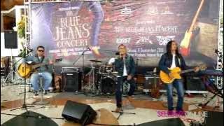 Masih Terserlah Ayumu - Exist (The Blue Jeans Concert)