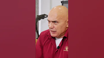 К чему приводит спазм мышц шеи? #shorts #бубновский #спазм #головнаяболь