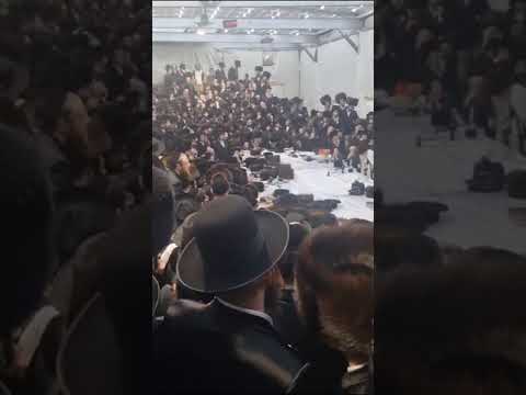Amshenover Rebbe Making Kiddush Shabbos Chanukah (After R"t zman)