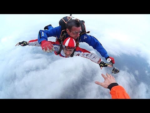 НЕВОЗМОЖНОЕ ВОЗМОЖНО! Прыжок в тандеме 3300 м. Скикевич Игорь