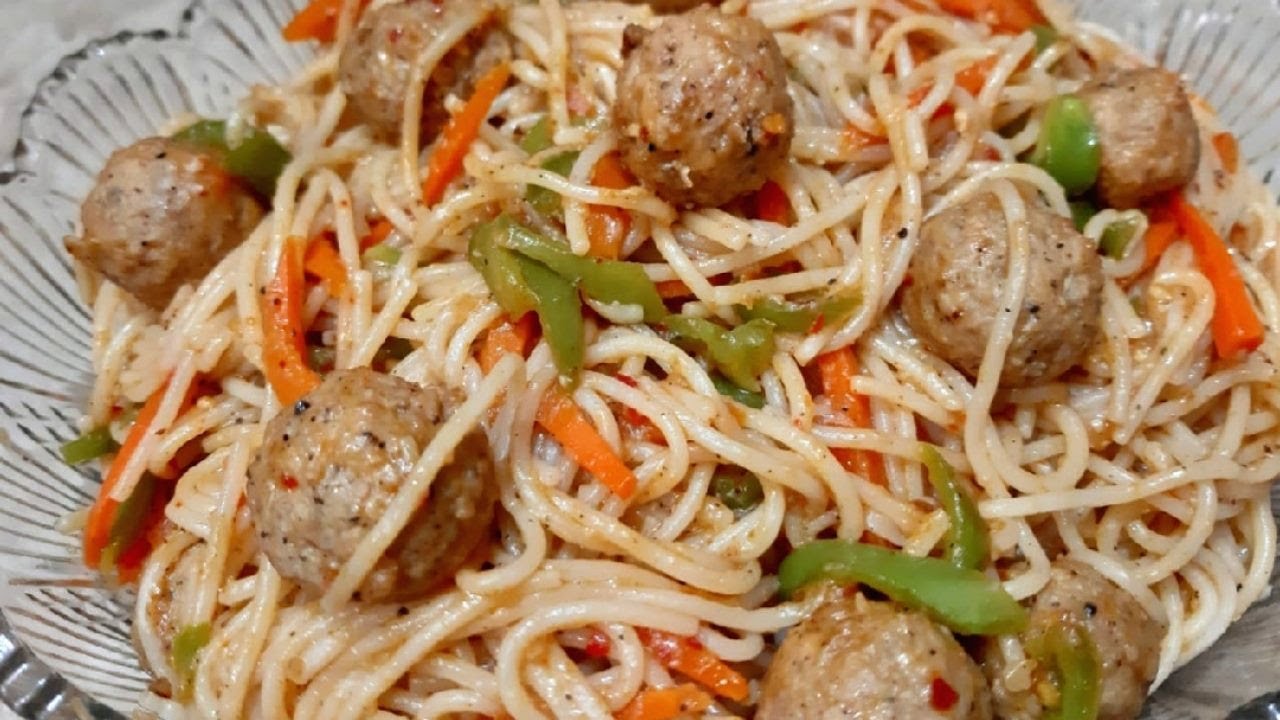 Chinese Balls Spaghetti | Chicken Vegetable Spaghetti | Quick & Easy ...