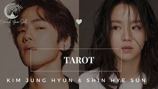 Kim Jung Hyun & Shin Hye Sun: Celebrity Couple Reading
