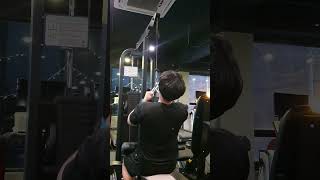 [근육키우기] 끌어내림틀 작은평행잡이 62.5kg [Weight training] Lat pulldown parallel grip 62.5kg