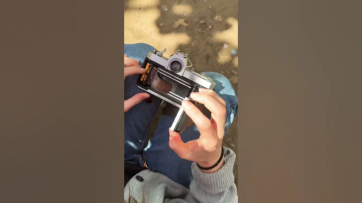 Load 35mm film into your camera easily! #photography #film #filmphotography #filmcamera #filtergrade