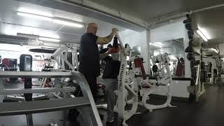 41  Hammer Strength tricep
