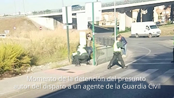Momento de la detención del presunto autor de un disparo a un Guardia Civil