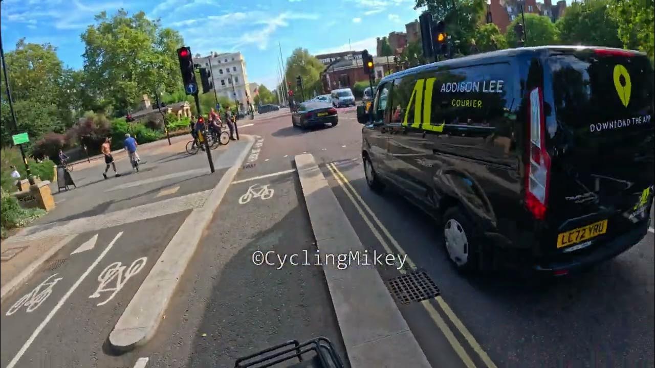 audi-keeps-typing-cab-driver-runs-red-light-yy19zzu-tx11xxx-youtube