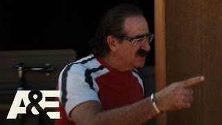 Storage Wars: Texas: Moe Takes Mary To His Secret Place | A&E