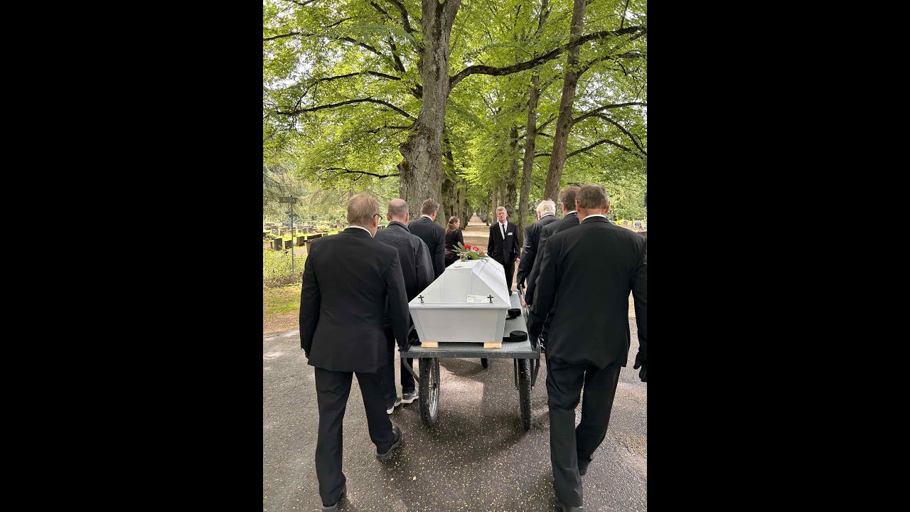 ÄITI PÄÄSI HAUDAN LEPOON