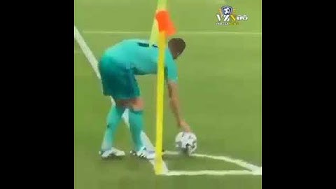 Se liga nesse gol olímpico do Toni Kroos