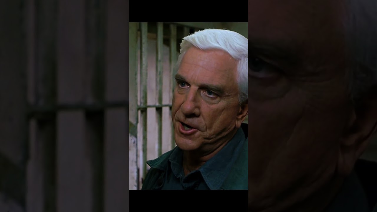 Владу браткам, см*рть білявим...😂 (Класика)|Голый пистолет 33⅓: Последнее оскорбление| 