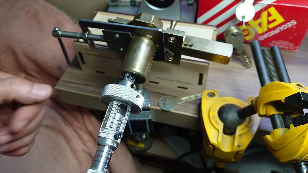 Locksmith tools for - FAC lock  Rotor pick