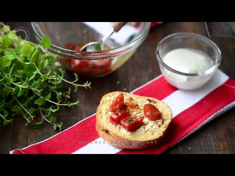 cherry-tomato,-mozzarella-basil-bruschetta