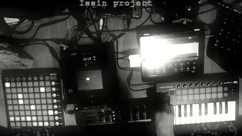 SKΛIN perfomance exprmnt