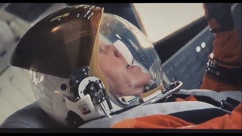 Hilarious Ron Perlman scene in Don