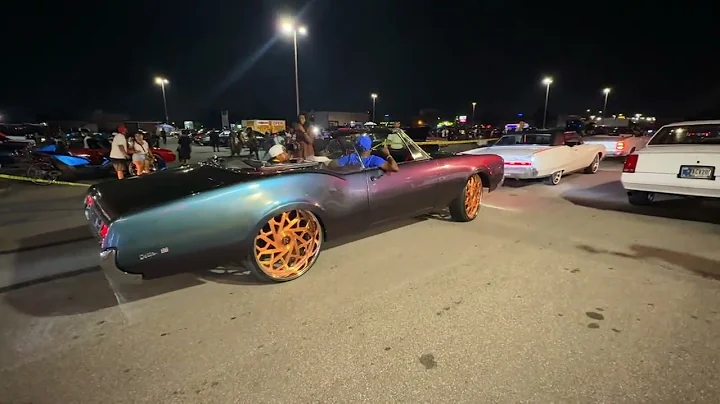 Oldsmobile Delta 88 on Rucci wheels ￼