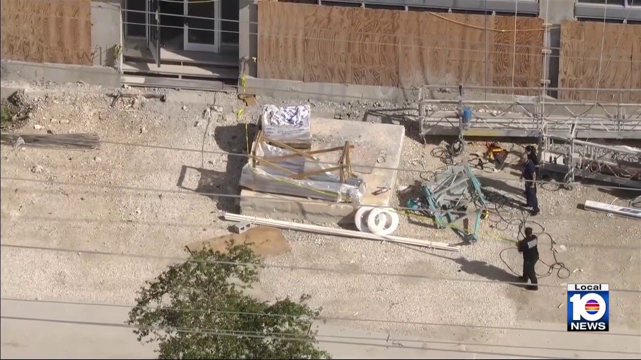 Workers injured in North Miami Beach construction accident - YouTube