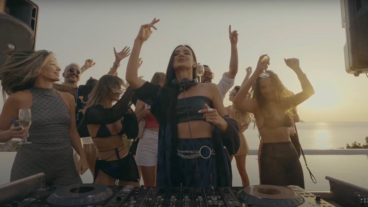 ⁣Korolova, Mark Tarmonea, AGAP - Whispers