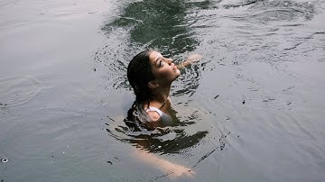 Isabel Van Gelder - PIECES (Official Music Video)