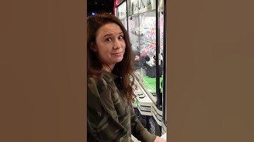 Minnie Mouse Owes Us Money! Round 1 Claw Machine Win
