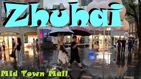 🇨🇳 Zhuhai, China: Mid Town Mall (Beautiful outside city block mall)