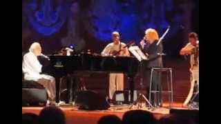 Georges Moustaki + Marina Rossell: Rodamón (Palau de la Música Catalana, 2007) chords