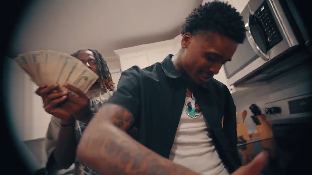 Watch Solidbabii - Headtap (Official Music Video) on YouTube Watch Solidbabii - Headtap (Official Music Video) on YouTube