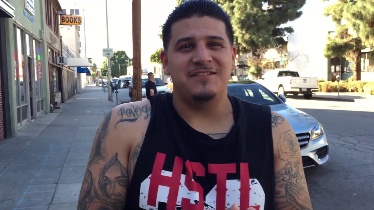 fan shows off mike tyson tattoo - esnews - YouTube