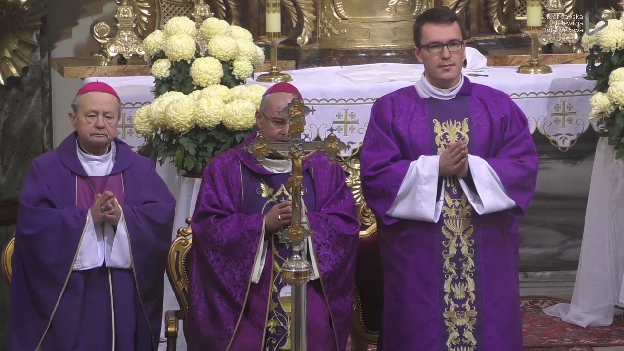 Uroczystości pogrzebowe księdza Proboszcza Józefa Gacki. Część I - (20.11.2017)