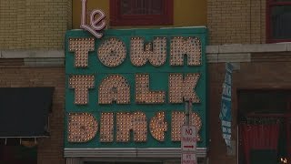 DeRusha Eats: Le Town Talk Diner