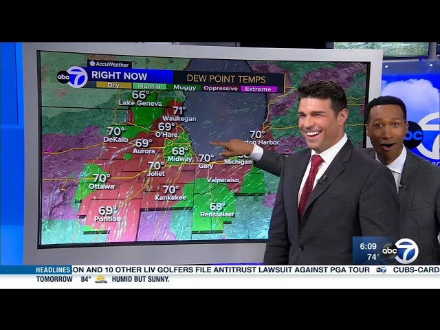 ABC7 Chicago meteorologist has hilarious realization that his TV is a touchscreen live on the air class=