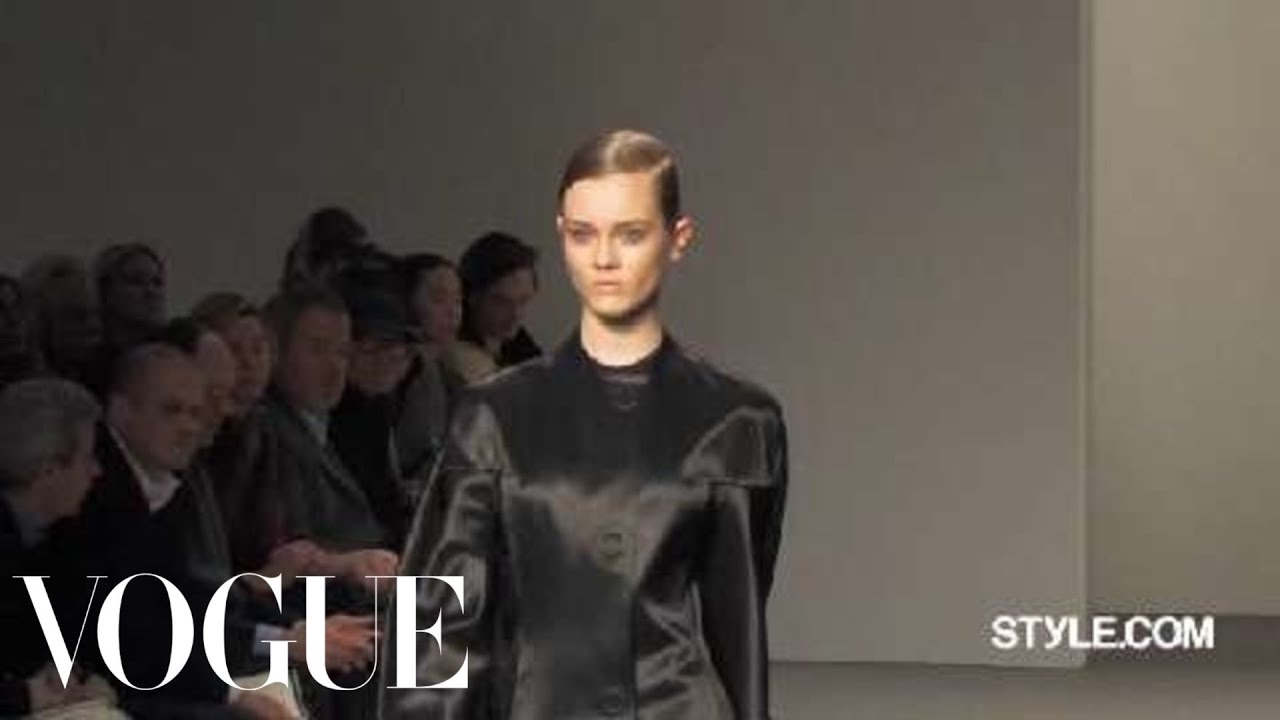 Fashion Show - Calvin Klein: Fall 2010 Ready-to-Wear - YouTube