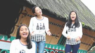 Video thumbnail of "FAMILI TAKSI - B3VOICE ft PAUL SITEPU"