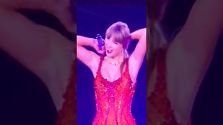 Taylor Swift Speaking FRENCH 😍 | Eras Tour | Paris #taylorswift #shortsfeed #trending #erastour