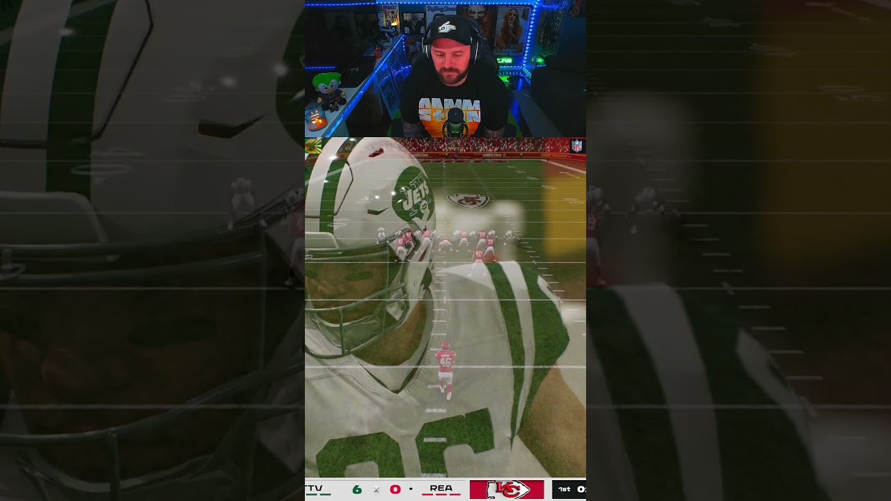 Этот парень 