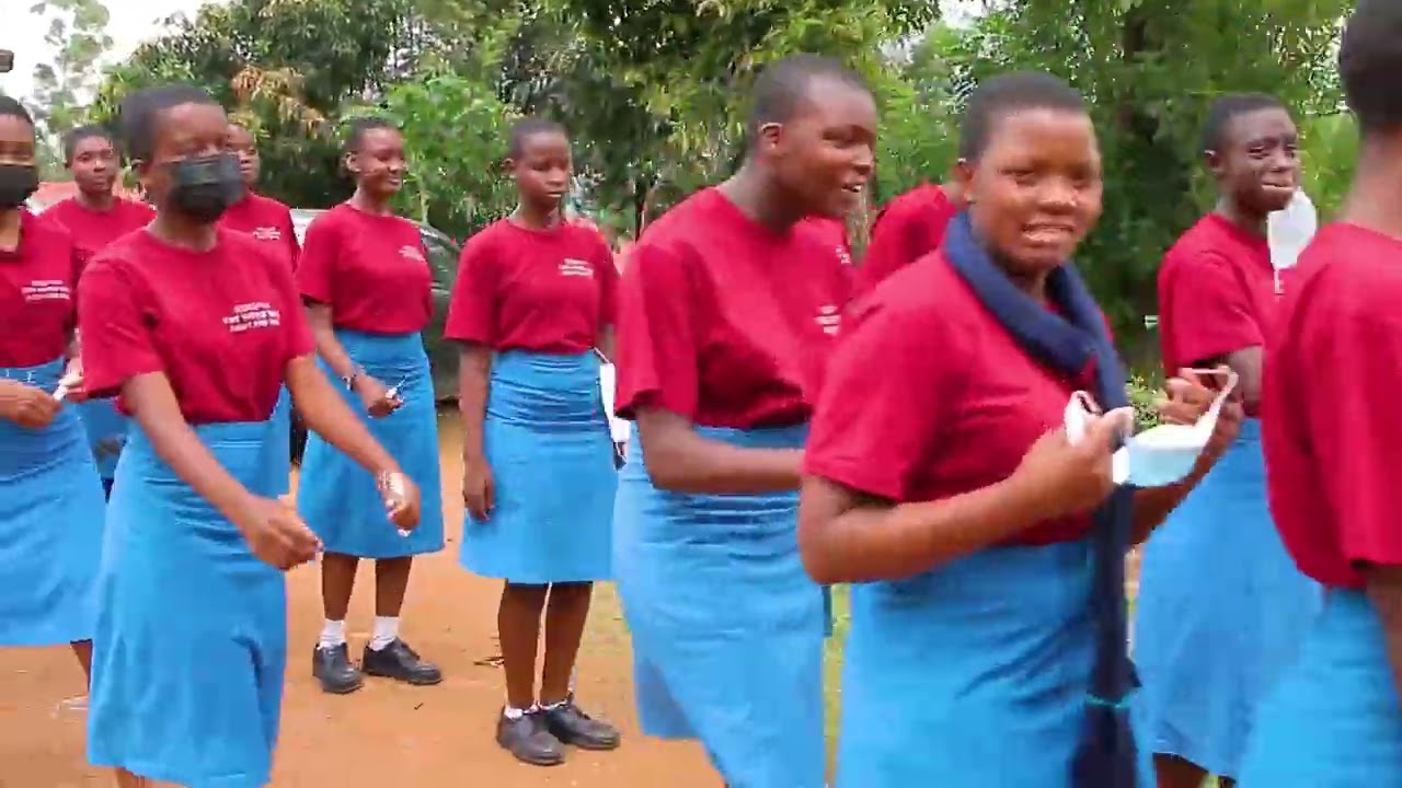 Nyanchwa Girls High School   Form Four Prayers Day