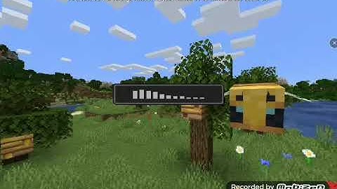 How to Make a lightning trident with command block in minecraft