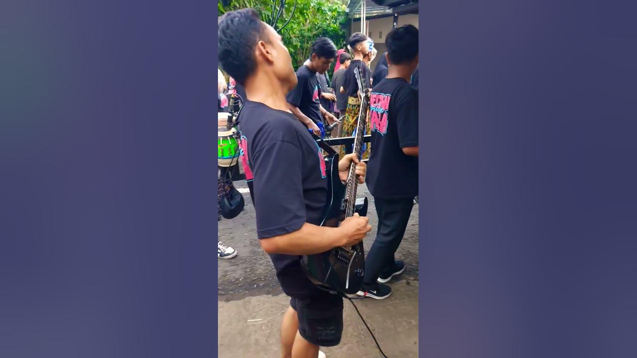 lagu reggae Bajang Ngedis versi kecimol Putra megantara