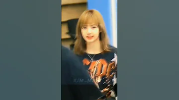 Lisa money.. 💰-blackpink+