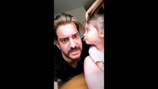 Enis Arıkan Şimdi Beni Kocaman Öpmen Lazım