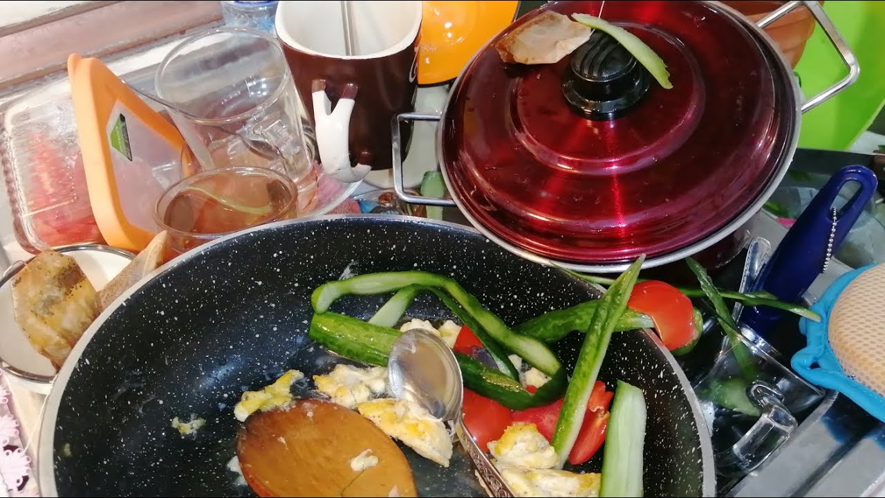 Deep Cleaning Dishes ASMR | Tingly Scrubbing Sounds 💦