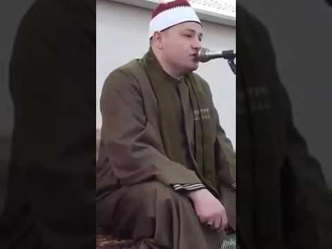 احسن تقليد ممكن تسمعه للشيخ محمد رفعت رحمه الله من الشيخ محمود صابر 