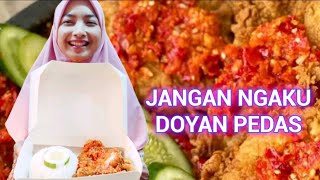 #kulinerkediri #simpanglimagumul wajib coba nasi ayam geprek di simpang lima gumul ayam geprek SA'E. 