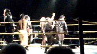 Quinn Magnum comes to the aid of Jennifer Blaze & Shanis McGee! screenshot 5